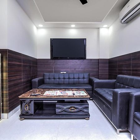 Hotel Aerostar Gold - Opposite Max Healthcare Delhi Zewnętrze zdjęcie