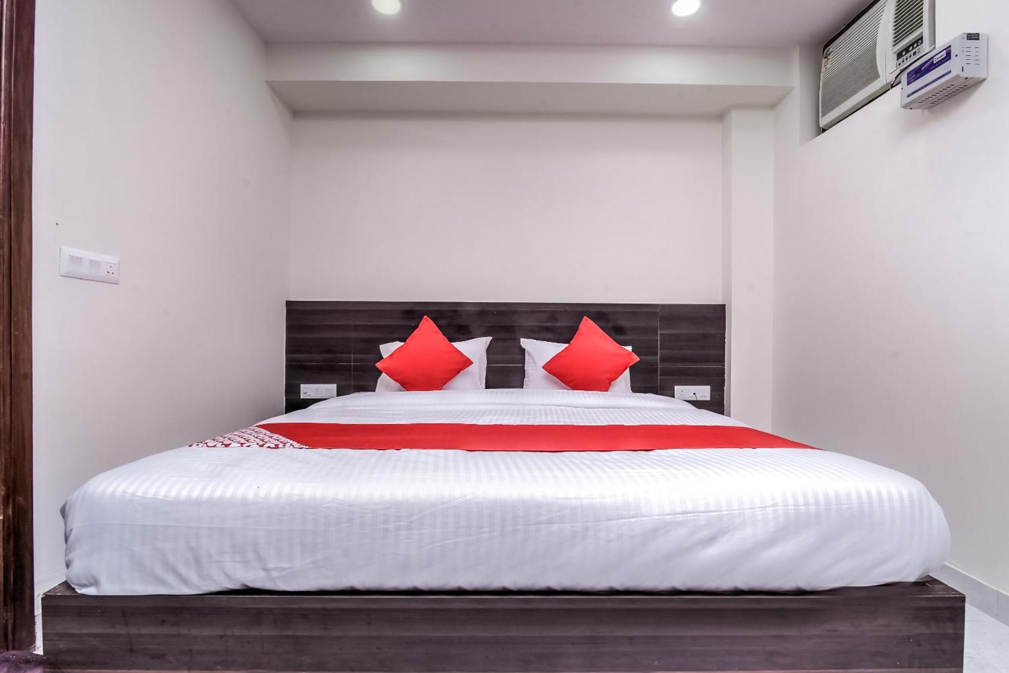 Hotel Aerostar Gold - Opposite Max Healthcare Delhi Zewnętrze zdjęcie