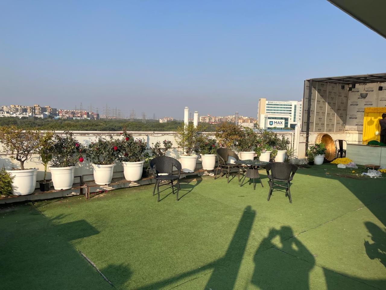 Hotel Aerostar Gold - Opposite Max Healthcare Delhi Zewnętrze zdjęcie