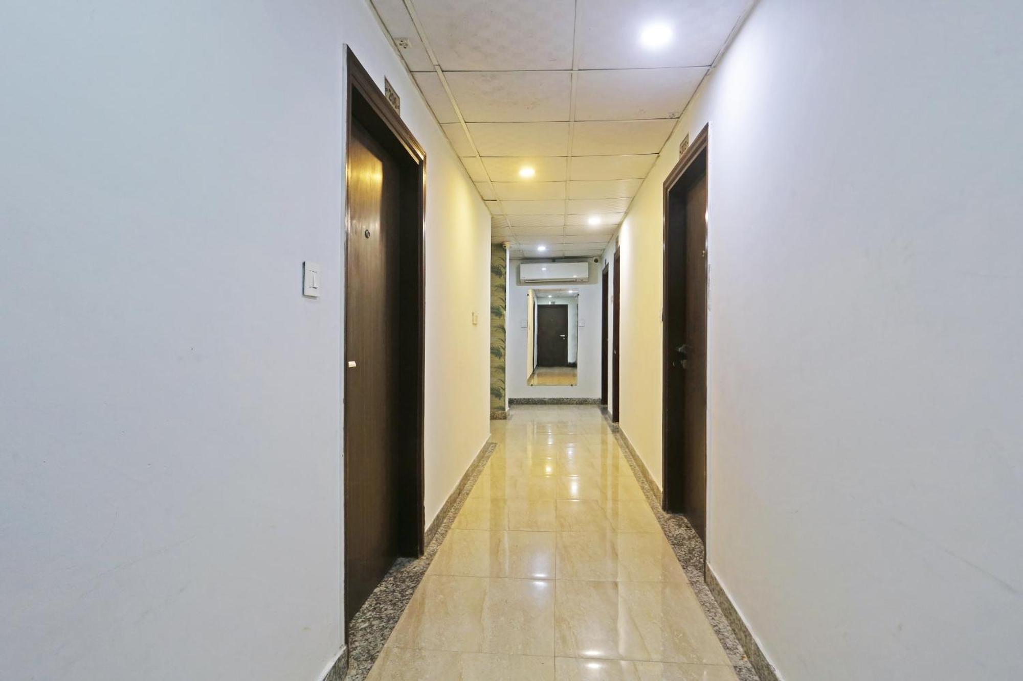 Hotel Aerostar Gold - Opposite Max Healthcare Delhi Zewnętrze zdjęcie